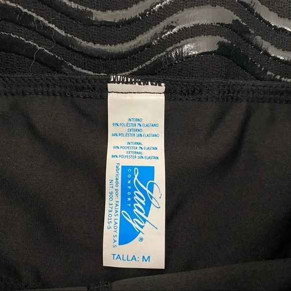 Lady Comfort BUTT LIFTER SHAPER SHORT
Colombian Shaper Tummy Control Black M/L - Picture 8 of 11
